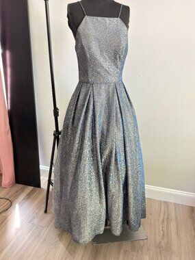 Betsy & Adam Silver Iridescent High Low Dress Size 6